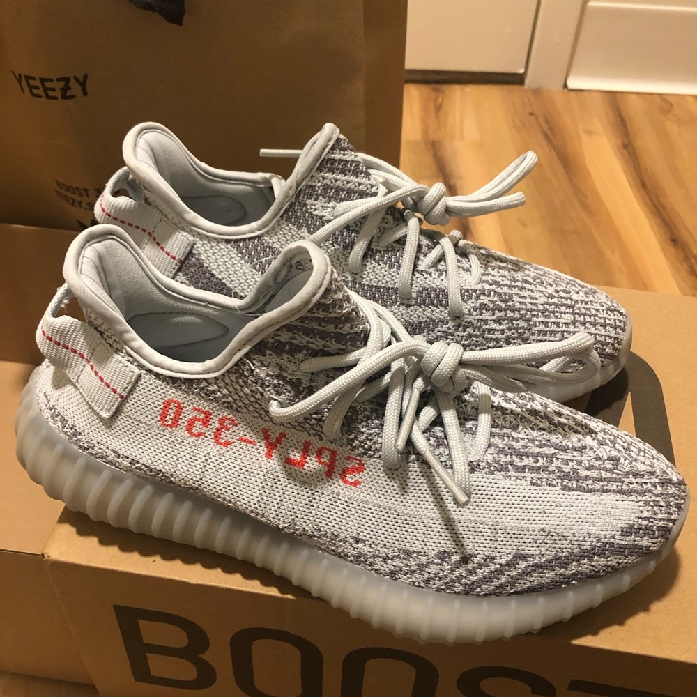 Yeezy Boost 350 V2